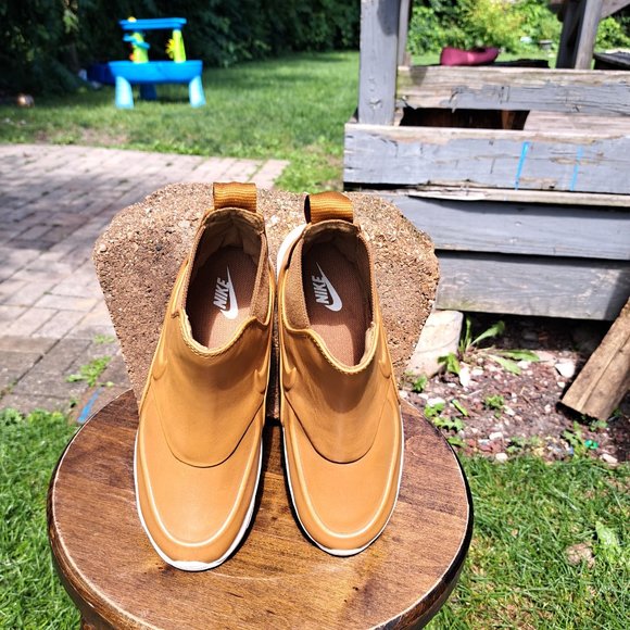 nike air max chelsea boots